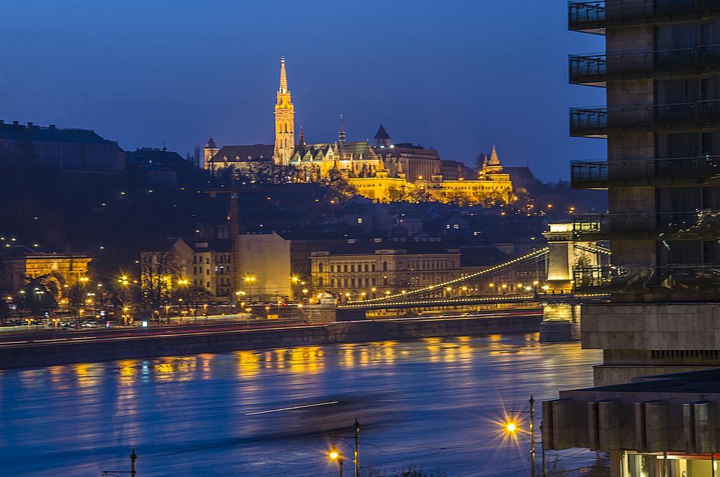 Danube Pest-Side Apartment Budapeste Exterior foto